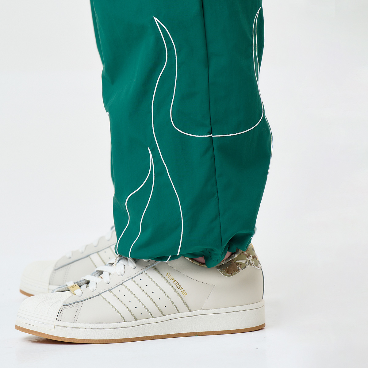 Pantalón adidas Flames Hombre,  image number null