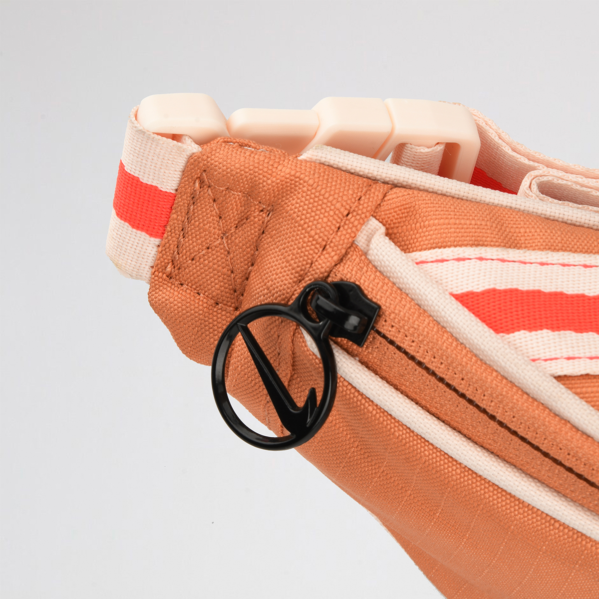 Ri&ntilde;onera regulable Nike Heritage,  image number null