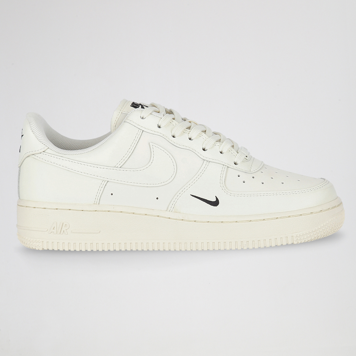 Zapatillas Nike Air Force 1 07 Essentials Mujer Moov