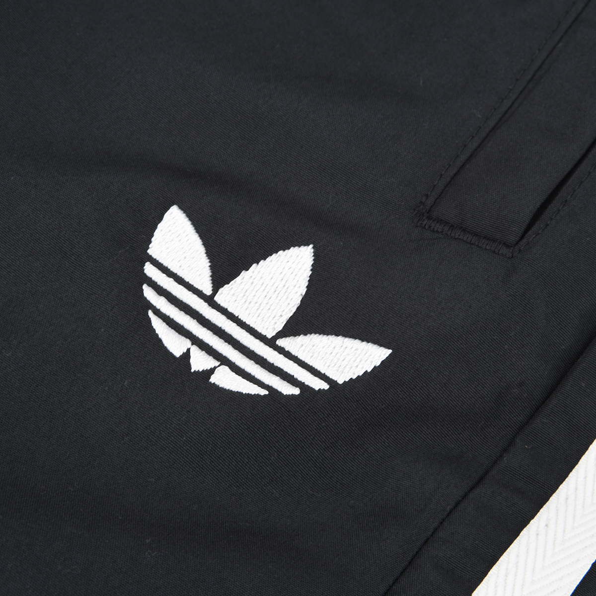 Pantal&oacute;n adidas Basquet Originals Hombre,  image number null