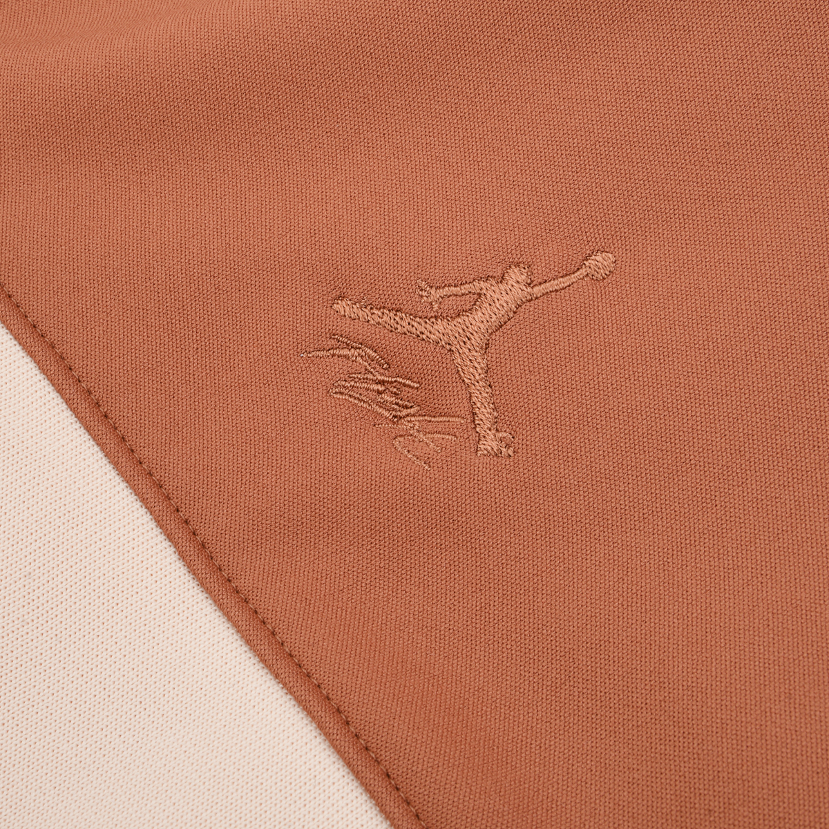 Buzo Jordan Heritage,  image number null