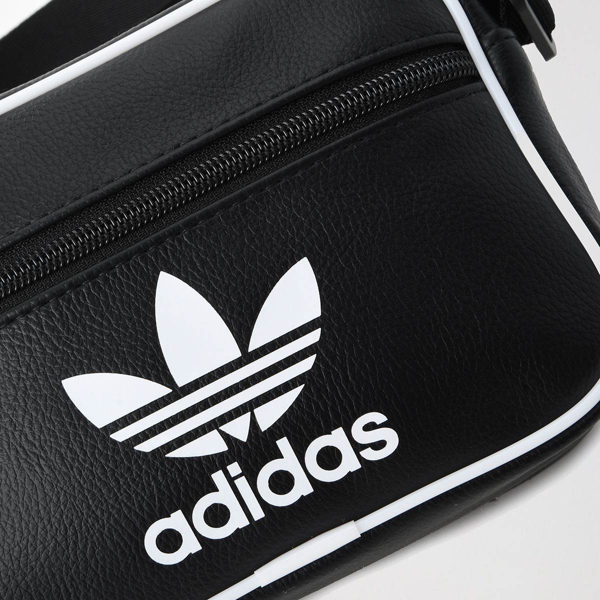 Bolso adidas Airliner Adicolor Classic,  image number null