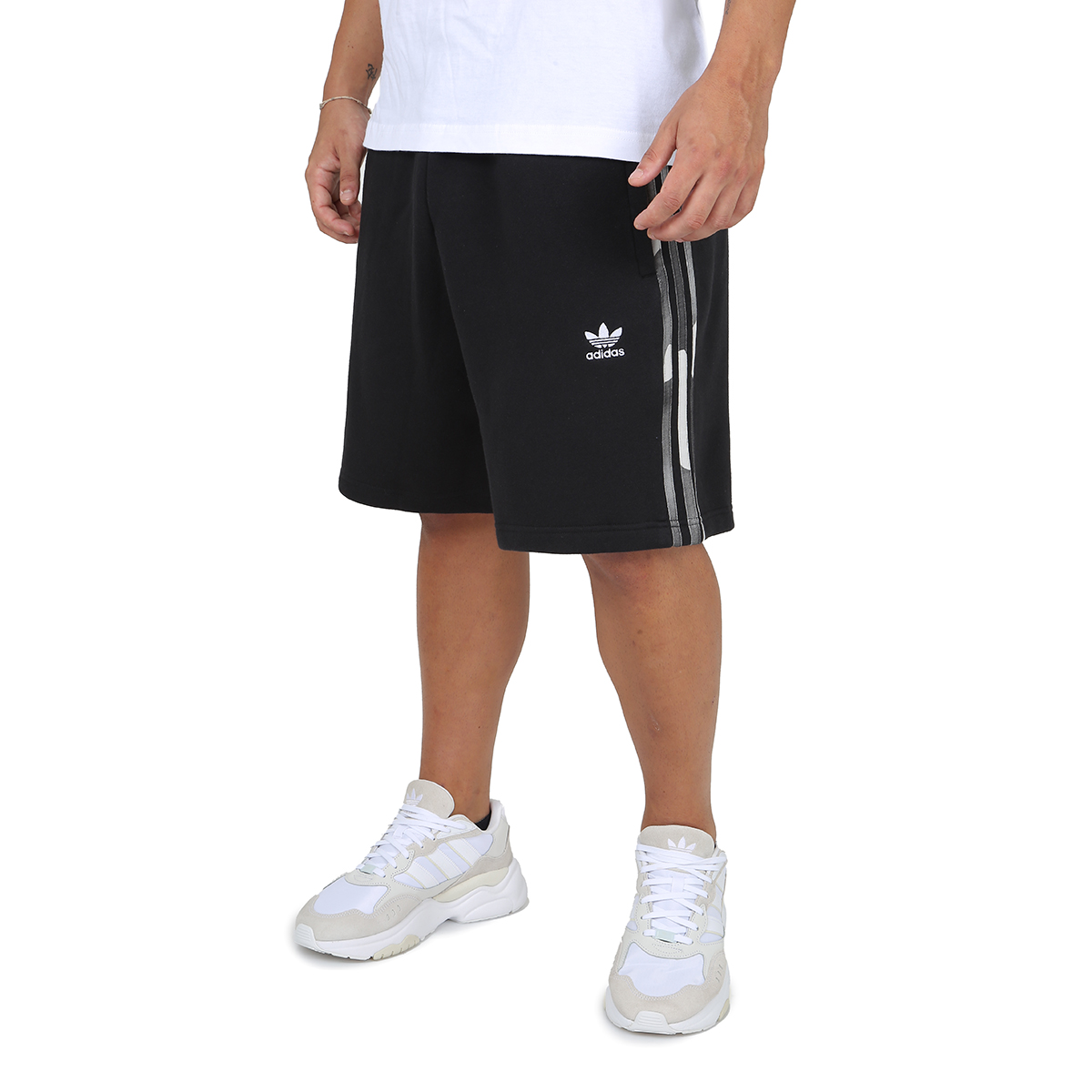 Short adidas Graphics Camo 3 Tiras Hombre,  image number null