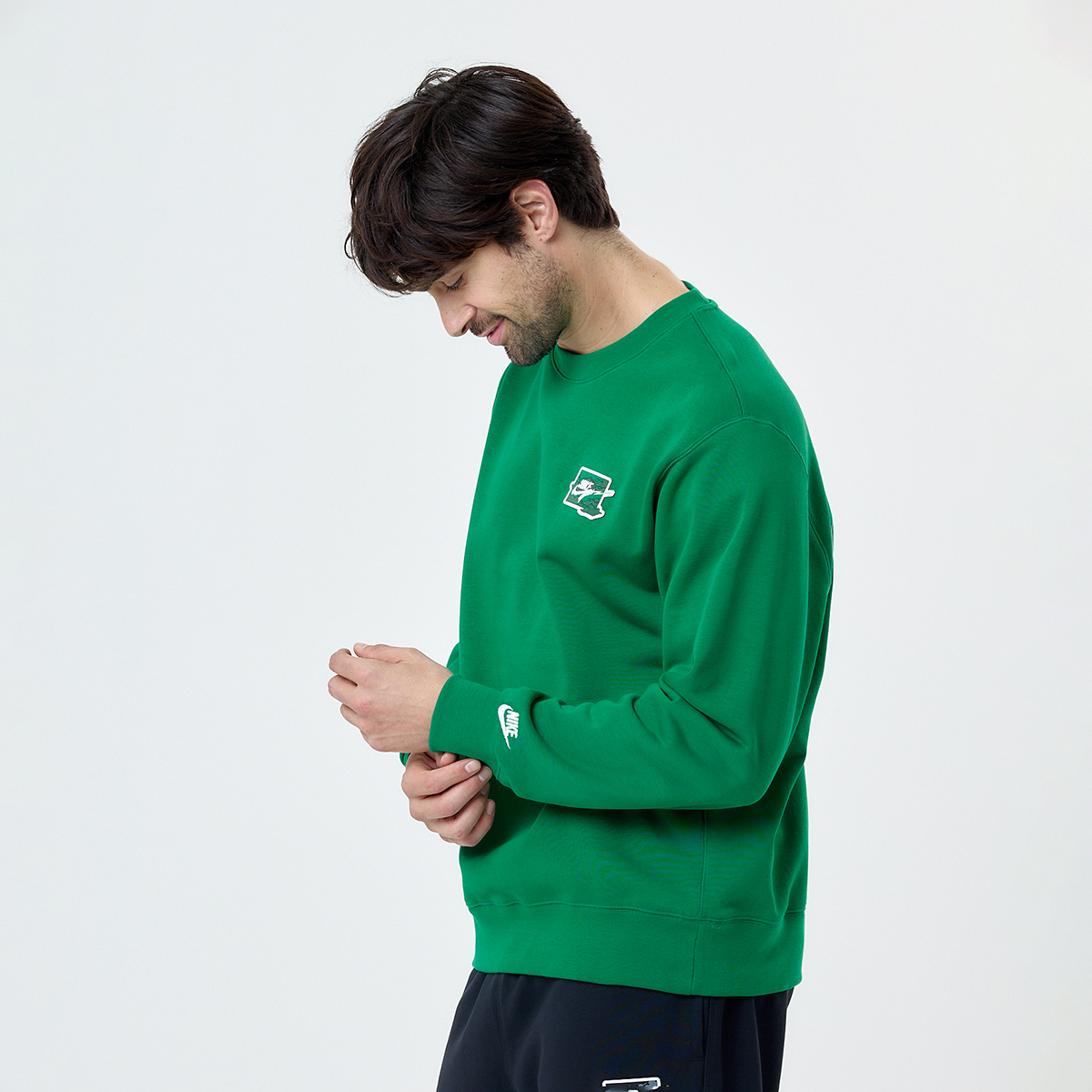 Buzo Nike Club Crew Bolt para Hombre,  image number null