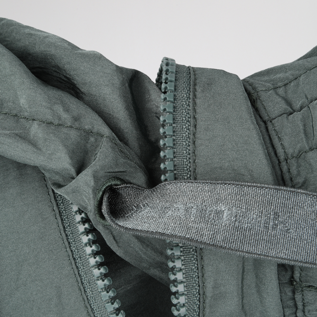 Campera Atomik Rompeviento Wrink Windbreaker Mujer poliamida,  image number null