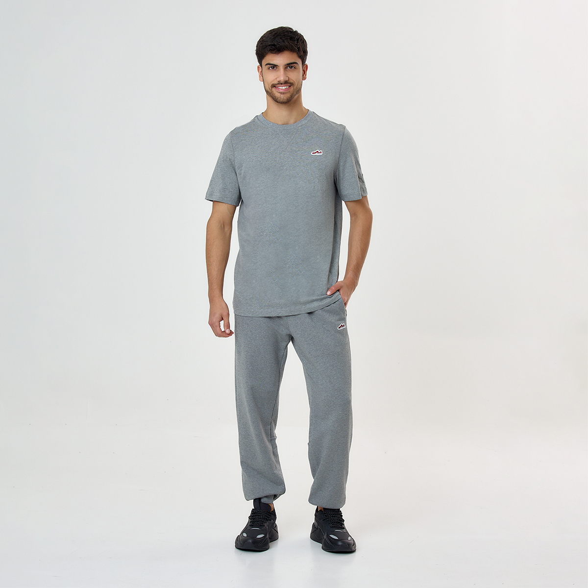 Remera Puma Wardrobe ESS Suede de Hombre,  image number null