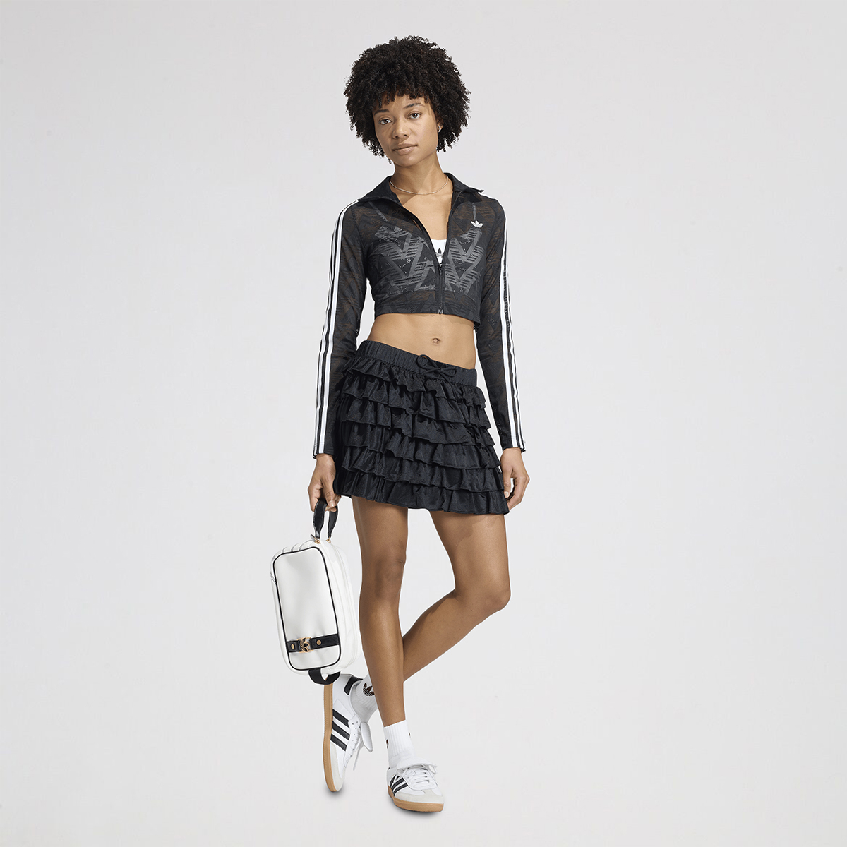 Buzo con Cierre adidas Firebird Classic Mujer con encaje,  image number null