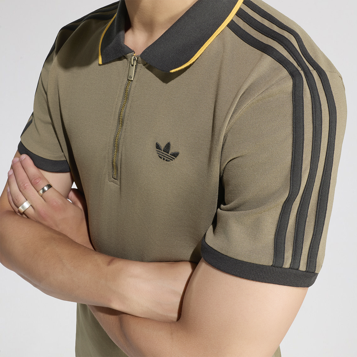Remera adidas 3 Tiras Hombre,  image number null