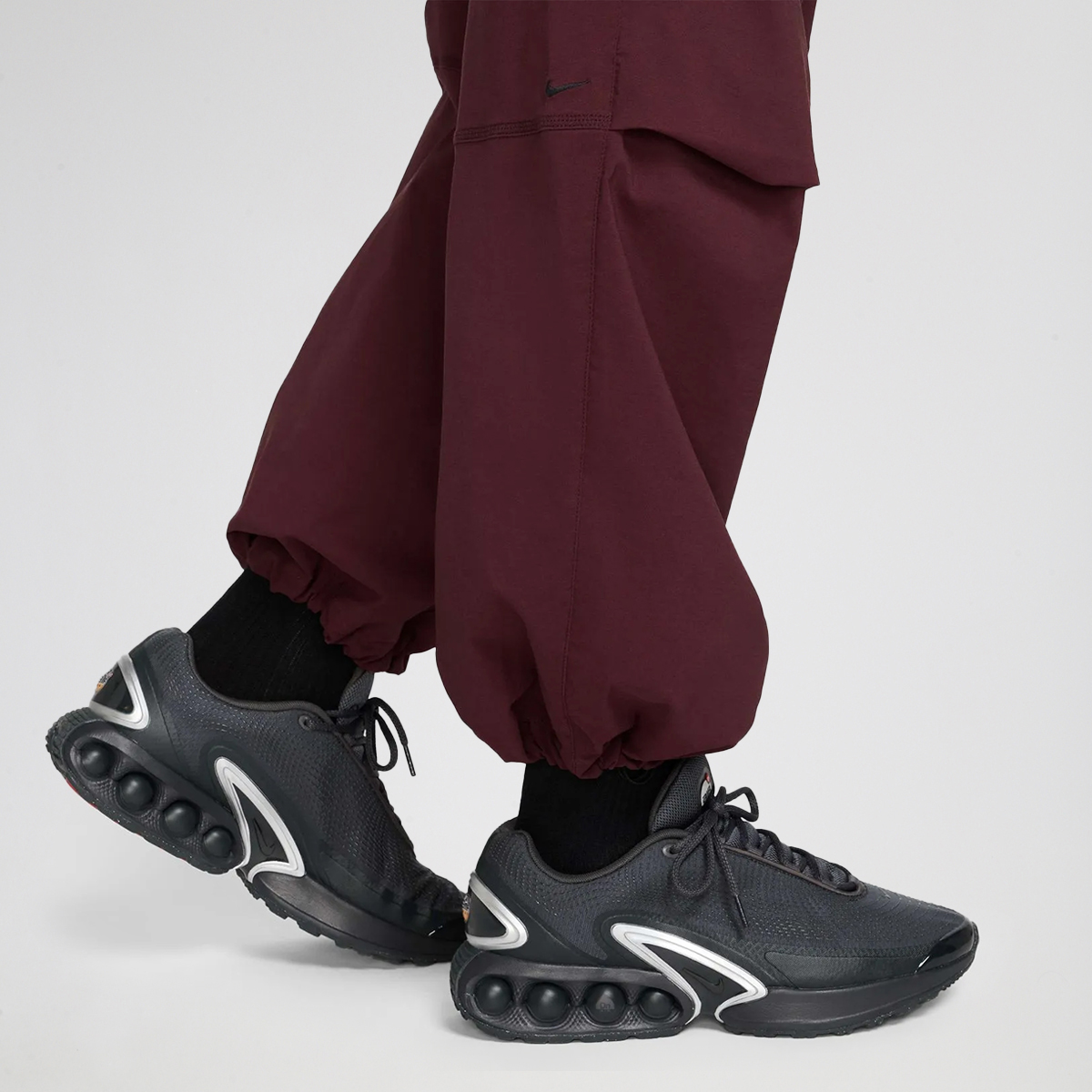 Pantalón Nike Tech Woven Hombre,  image number null