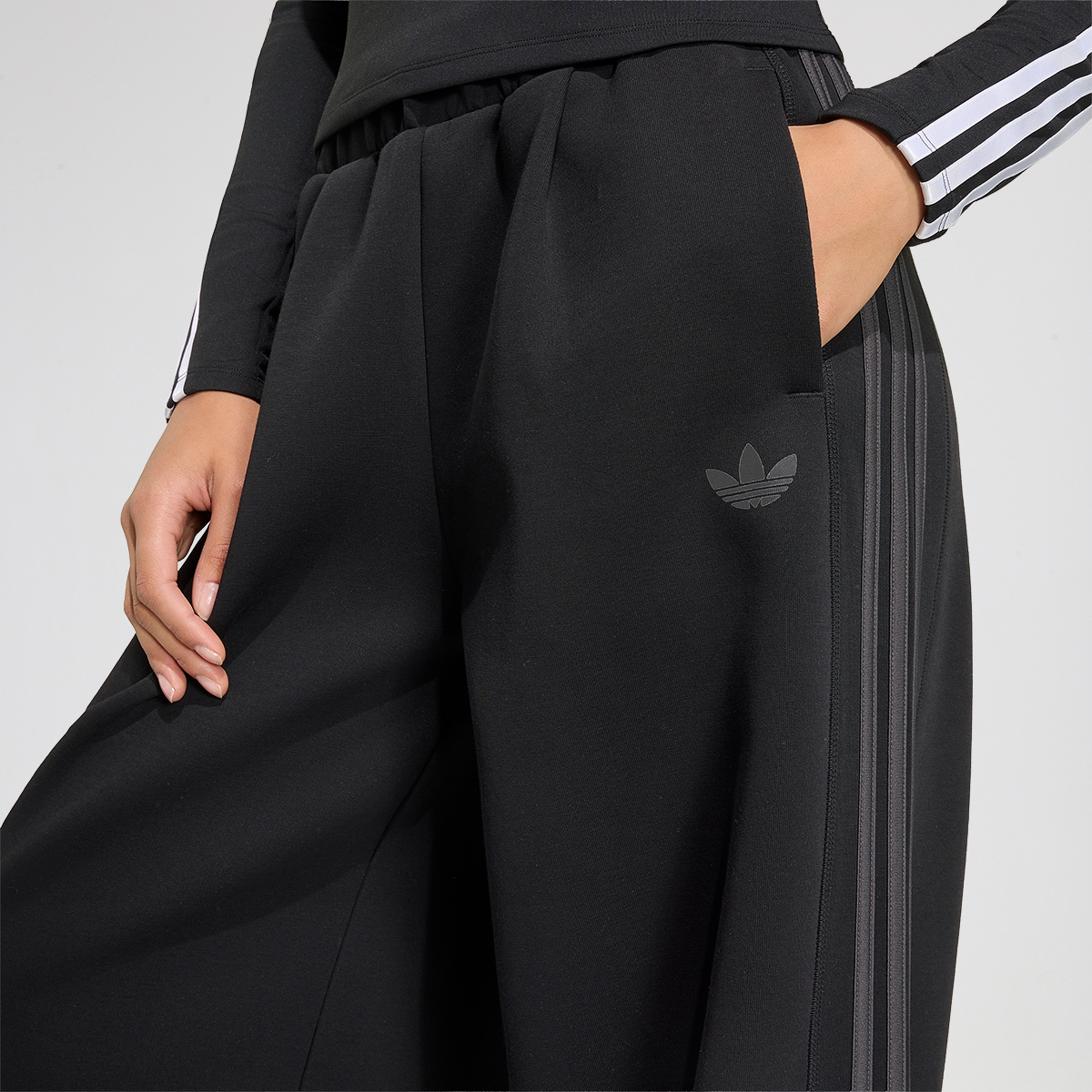 Pantal&oacute;n adidas SST 2.0 Mujer,  image number null