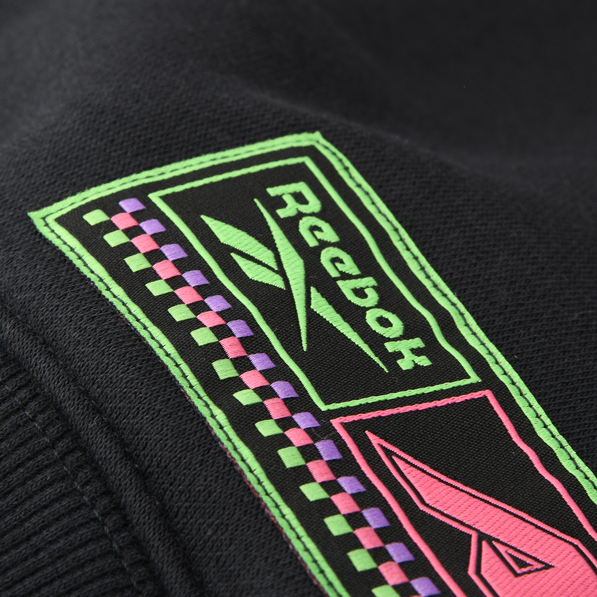 Buzo Reebok X Anuel AA,  image number null