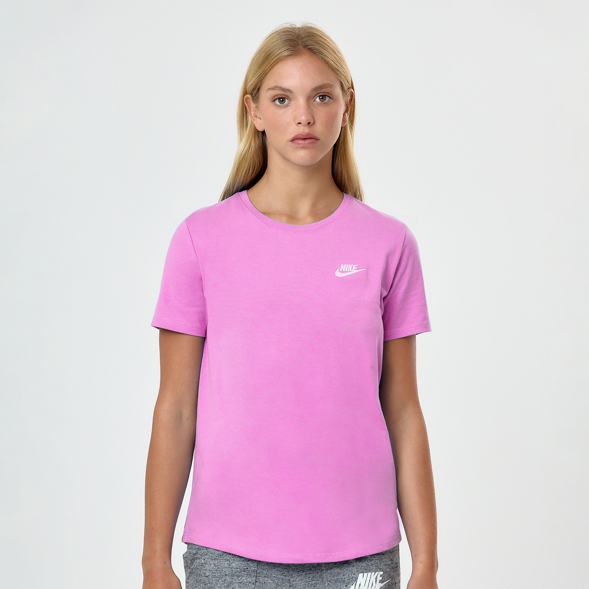 Remera Nike Sportswear Club Essentials Mujer,  image number null
