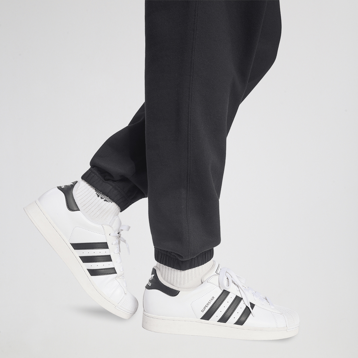 Pantal&oacute;n adidas Trifolio Essentials Hombre,  image number null