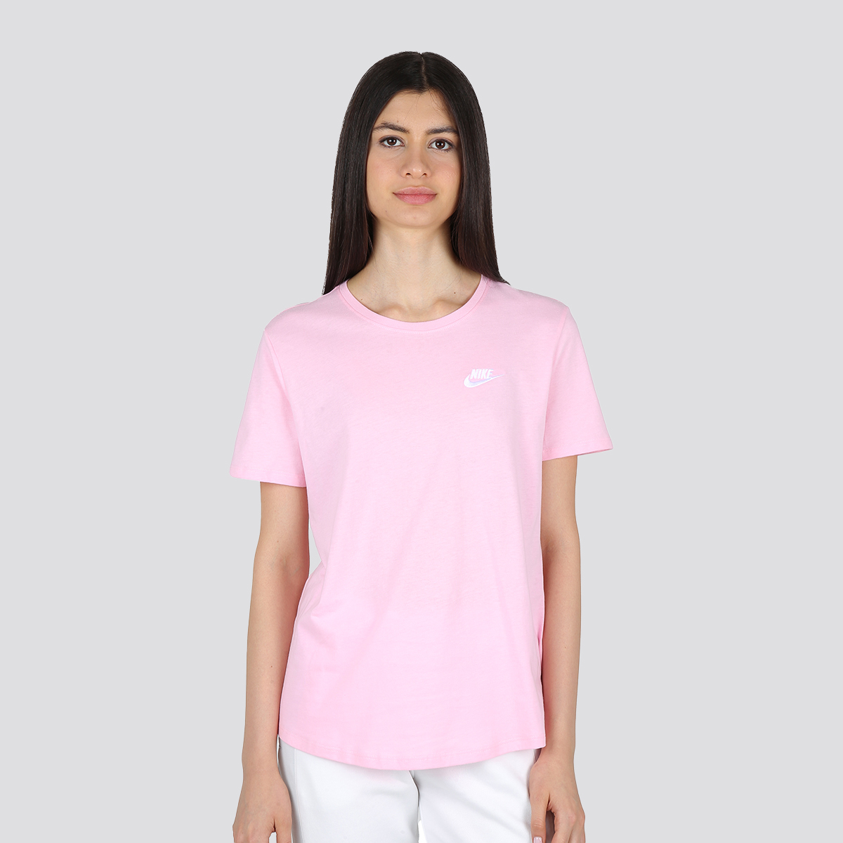 Remera Urbana Nike Club Essentials Mujer,  image number null