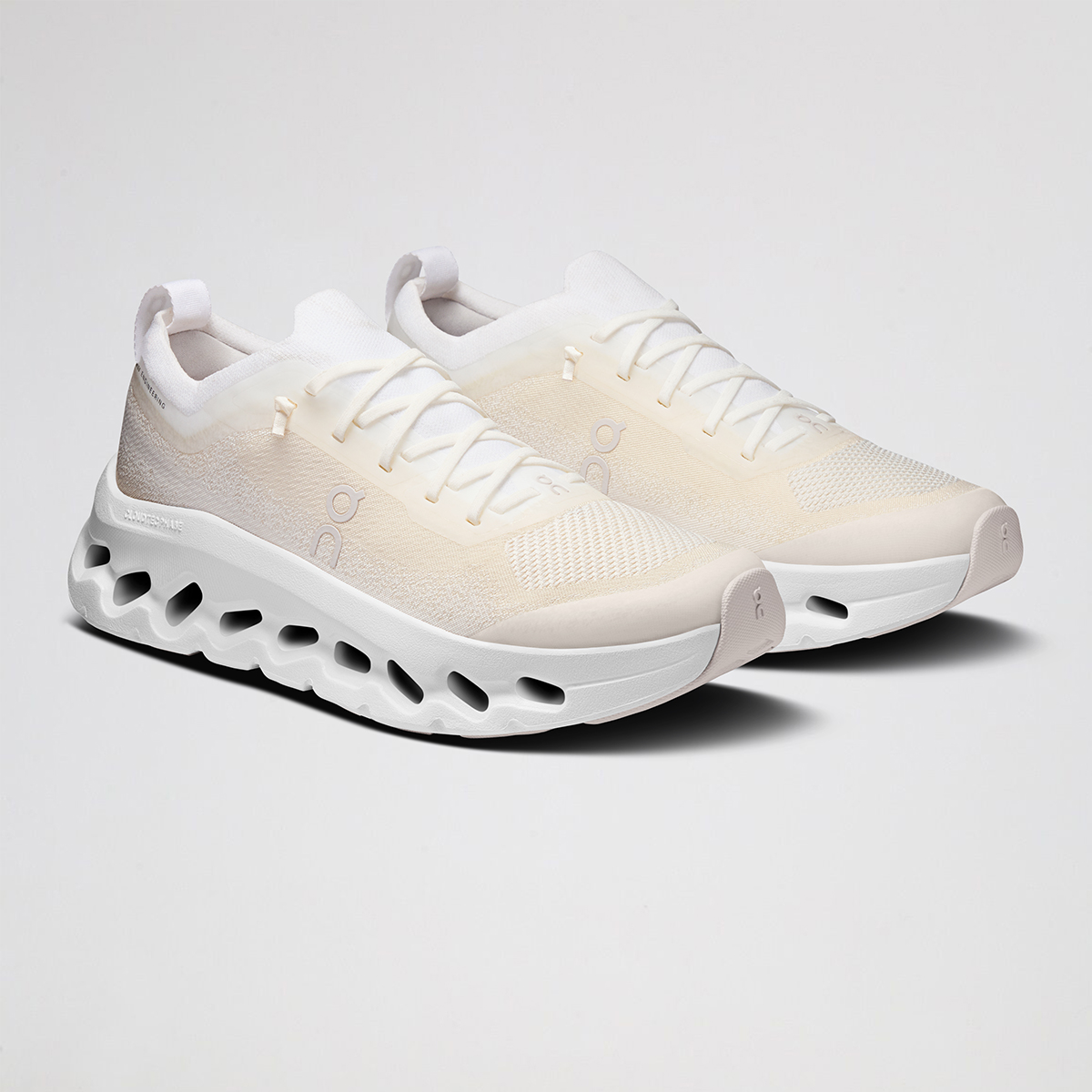 Zapatillas ON Cloudtilt Moon Mujer,  image number null