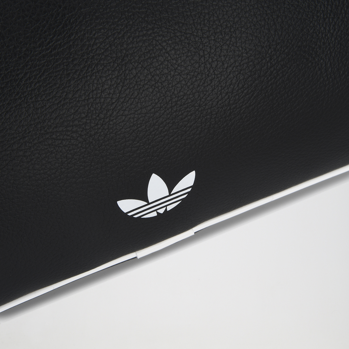 Bolso adidas Adicolor Airliner Alargado,  image number null