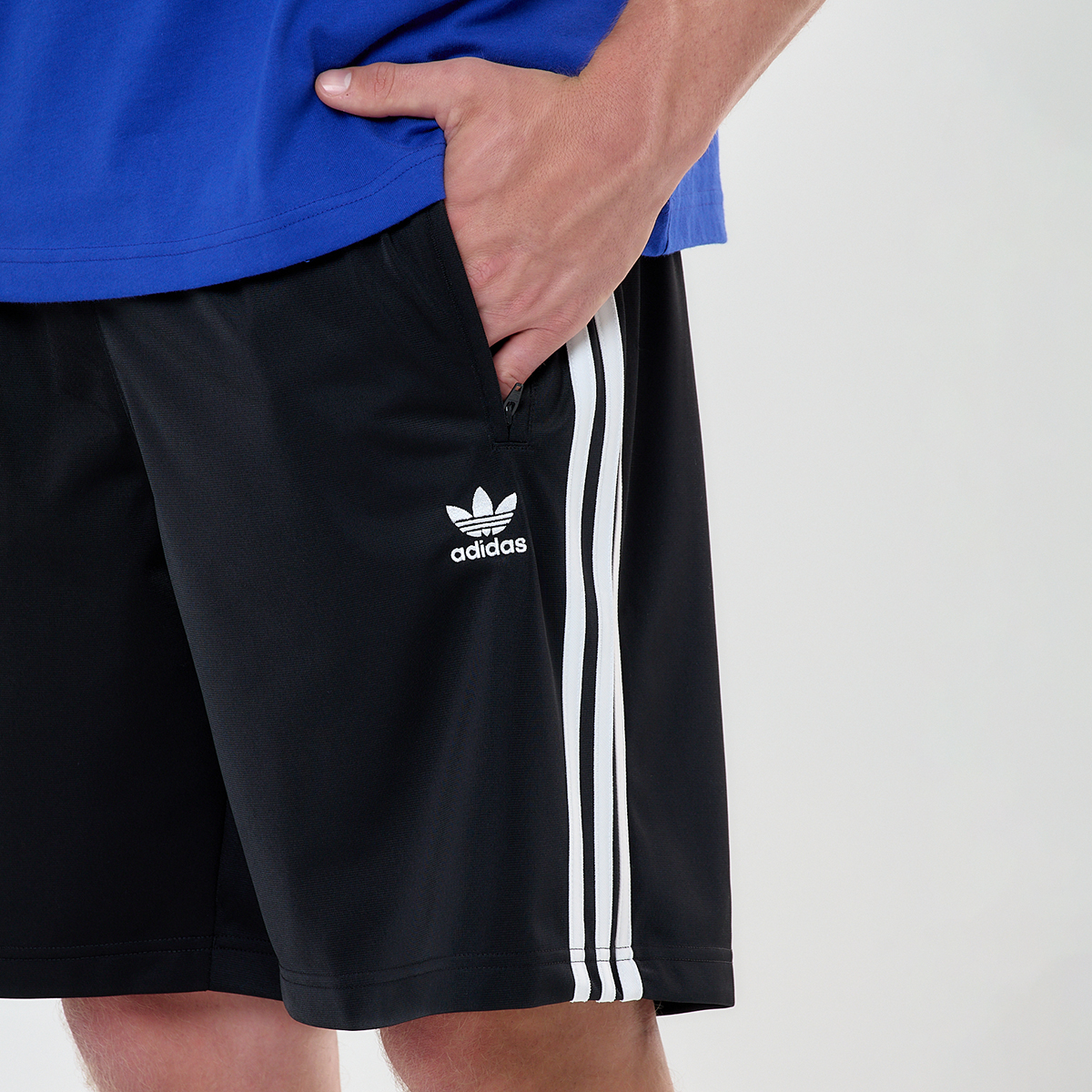 Short adidas Firebird Hombre,  image number null