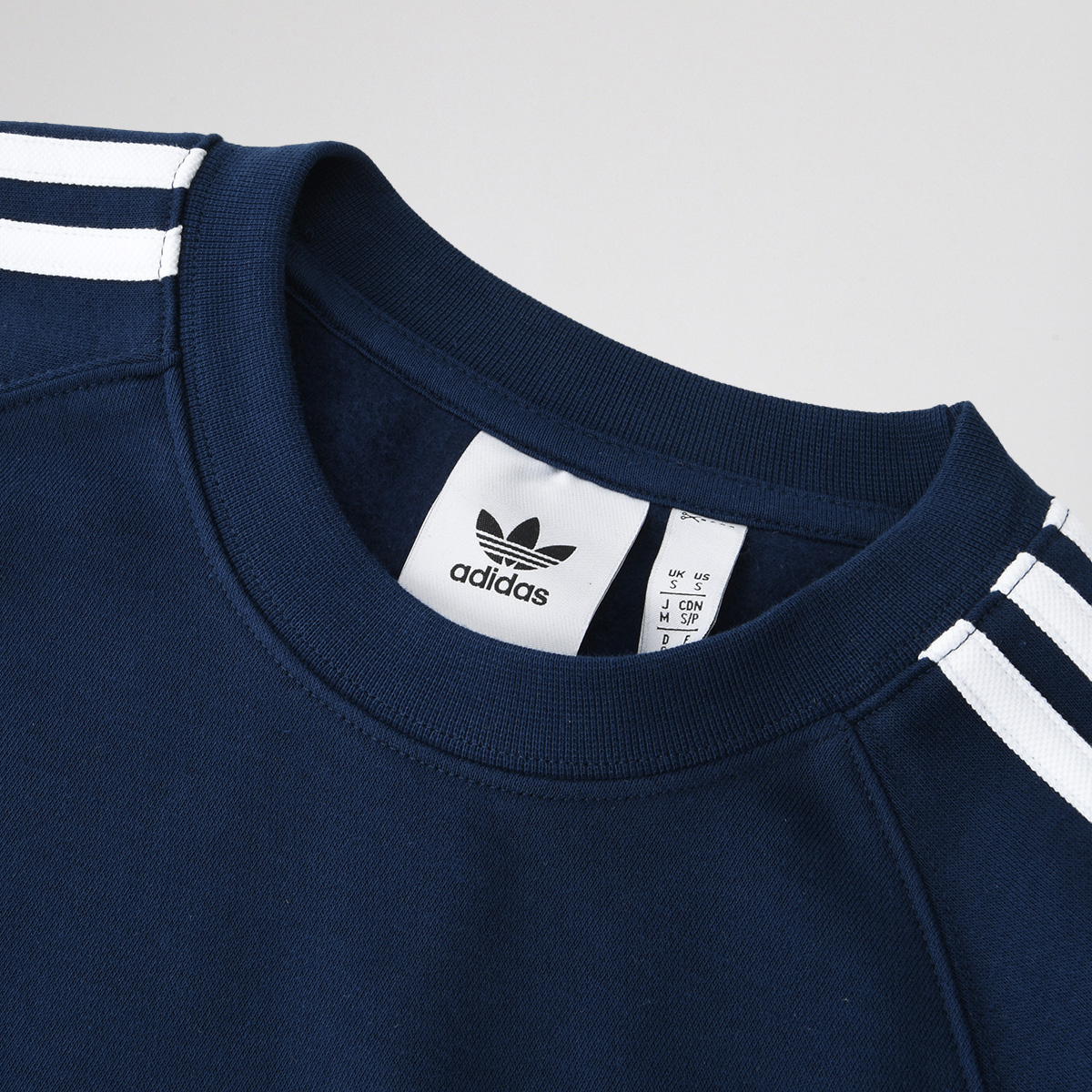 Buzo adidas 3 Tiras Crew Hombre,  image number null