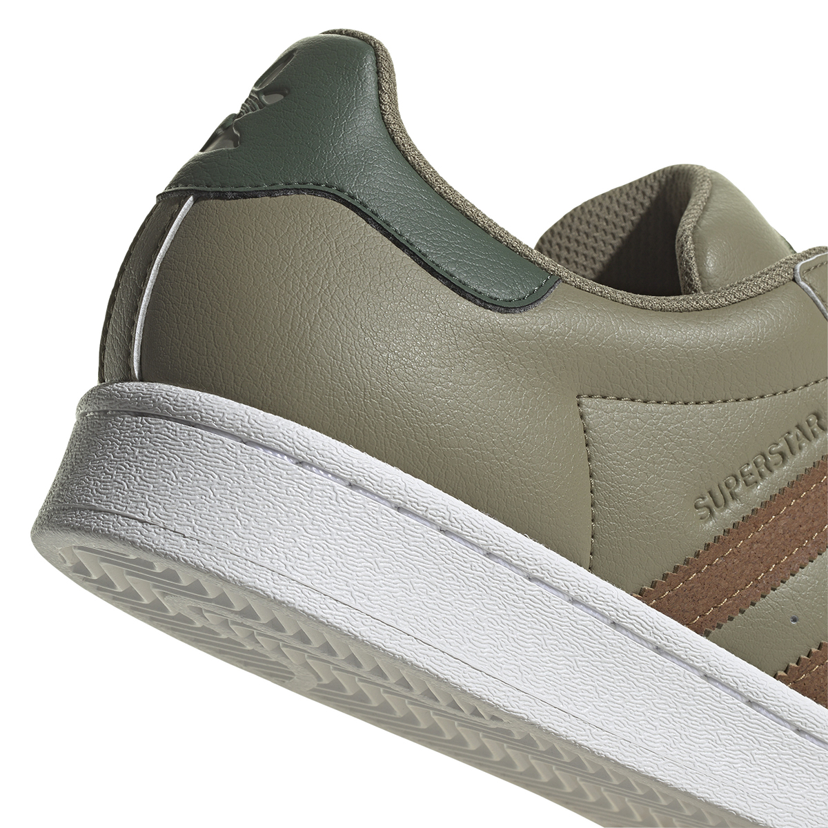 Zapatillas Urbanas adidas Superstar Hombre Moov