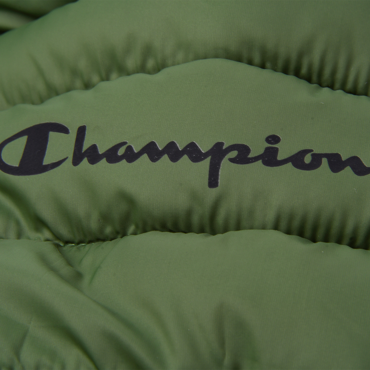 Campera Champion Acolchada Ligera Hombre con capucha,  image number null