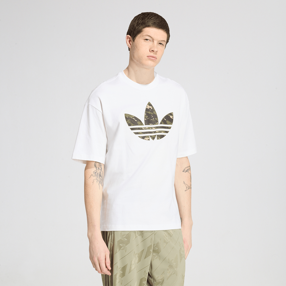 Remera adidas Camo 2 Infill Trifolio Hombre algod&oacute;n,  image number null