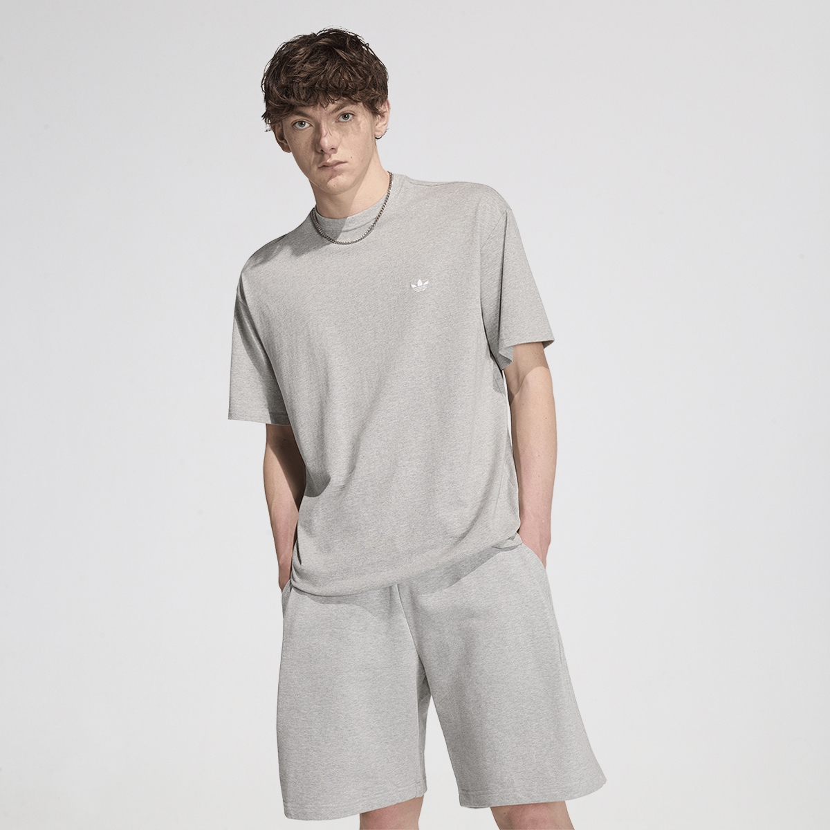 Remera adidas Essentials Trifolio Holgada Hombre,  image number null