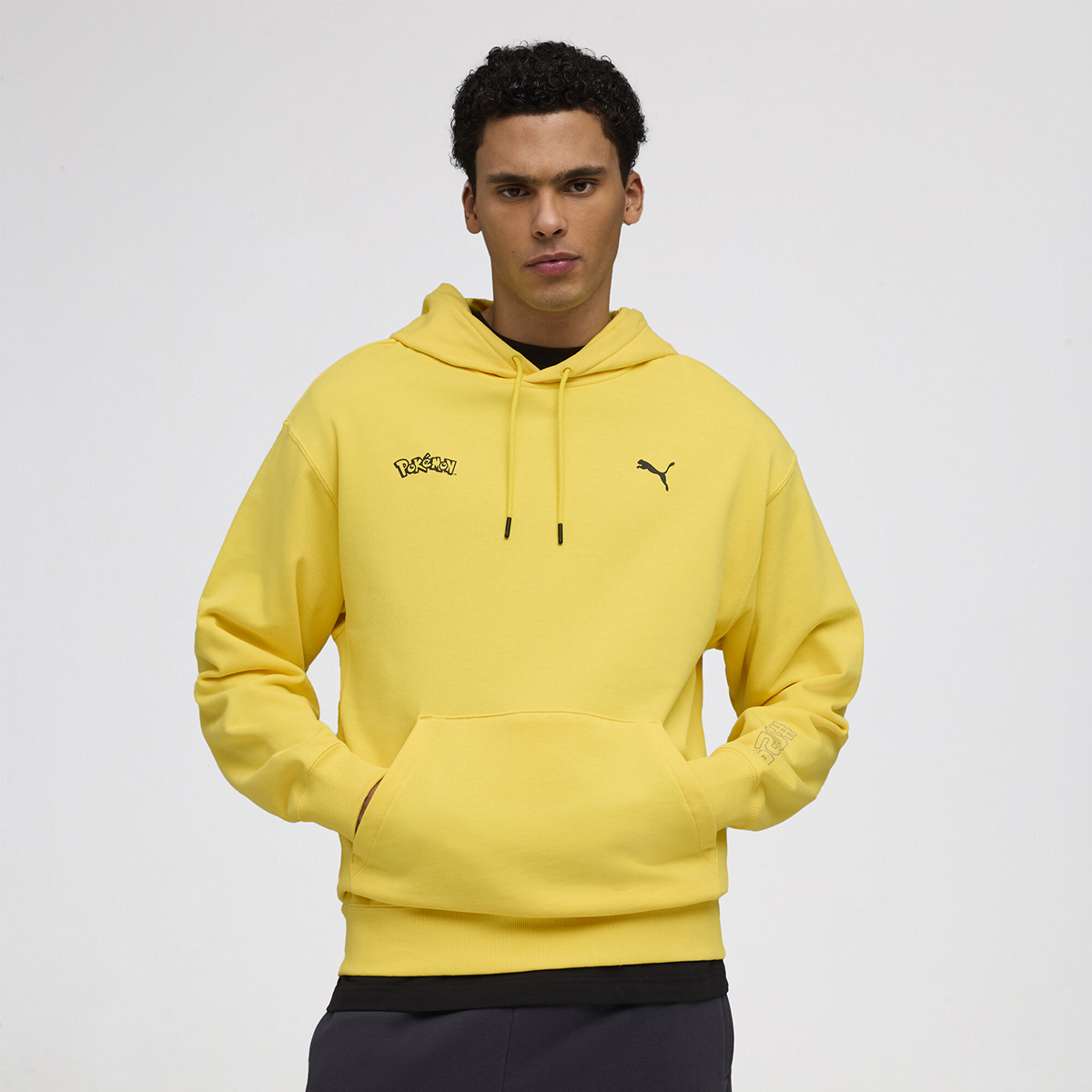 Buzo Puma x Pok&eacute;mon Relaxed Graphic Hombre,  image number null