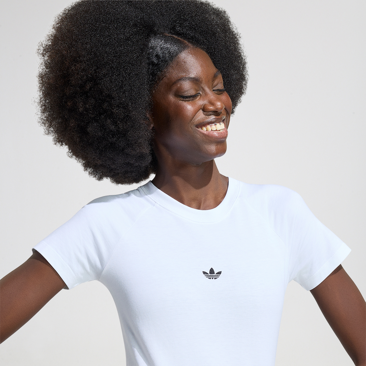 Remera adidas Essentials Ce&ntilde;ida Mujer,  image number null