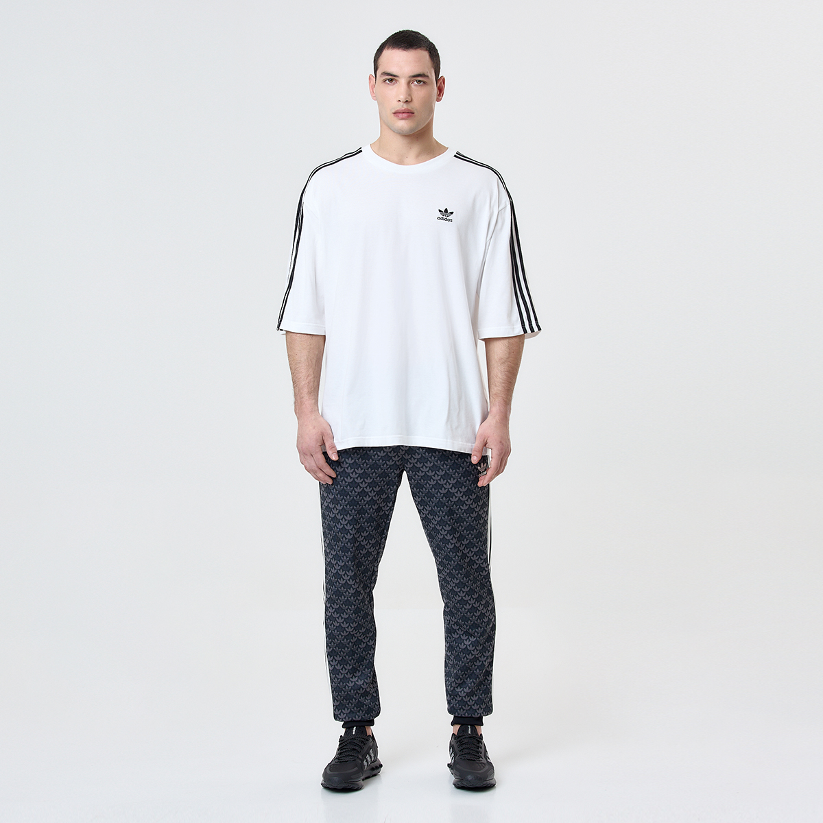 Remera adidas Adicolor Oversized Hombre Moov