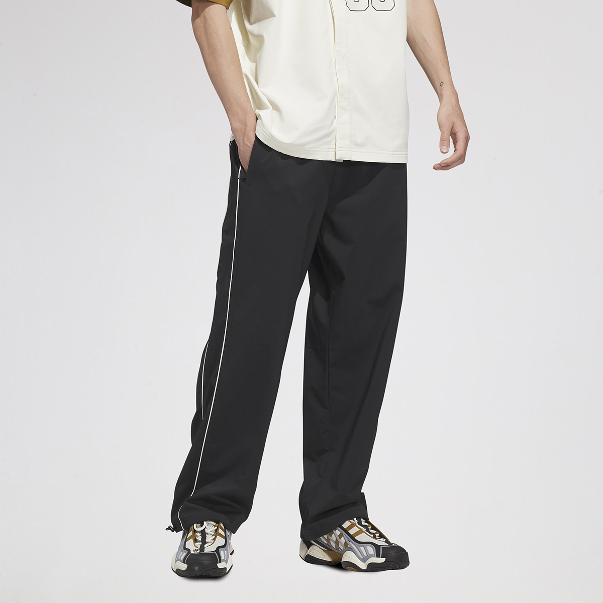 Pantalón adidas Hoop,  image number null