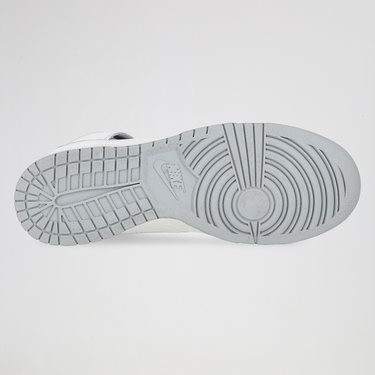 Zapatillas Nike Dunk High Retro de Hombre,  image number null