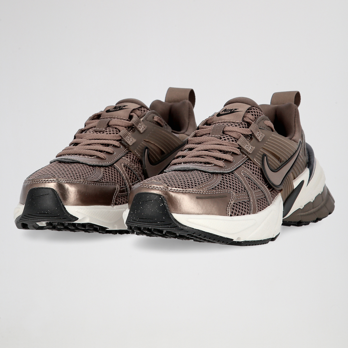 Zapatillas Nike V2K Run Mujer,  image number null