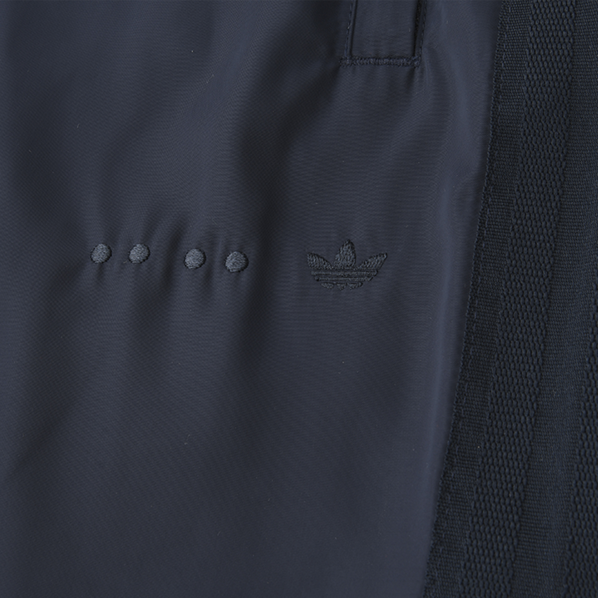 Pantalón adidas Rifta City Hombre,  image number null