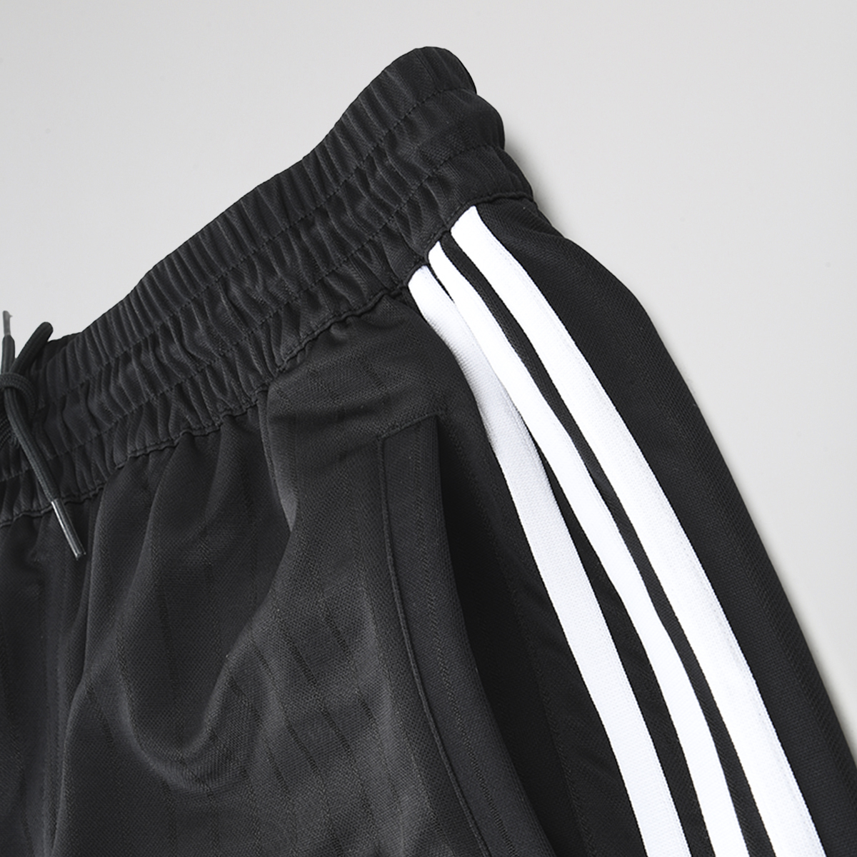 Short adidas Classic,  image number null