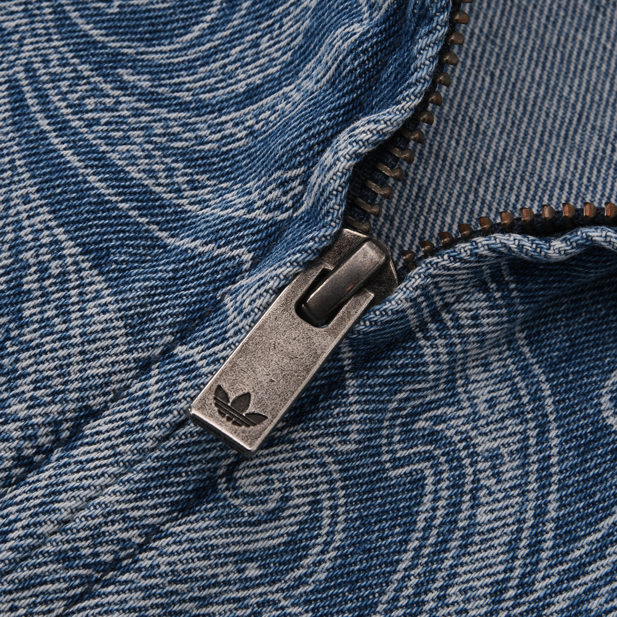 Campera adidas Liberty London Firebird Mujer,  image number null
