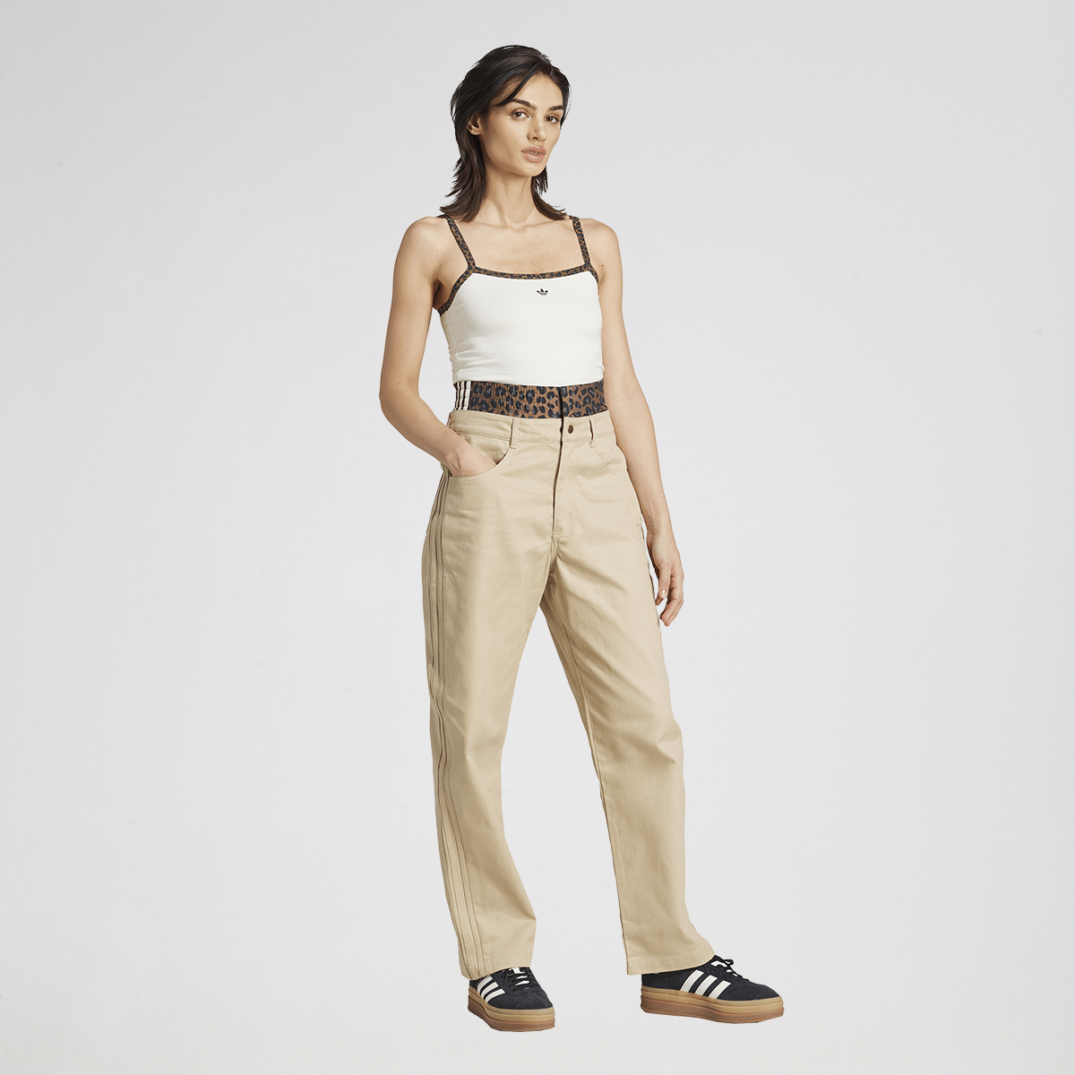 Pantalón adidas Firebird Utility Mujer,  image number null