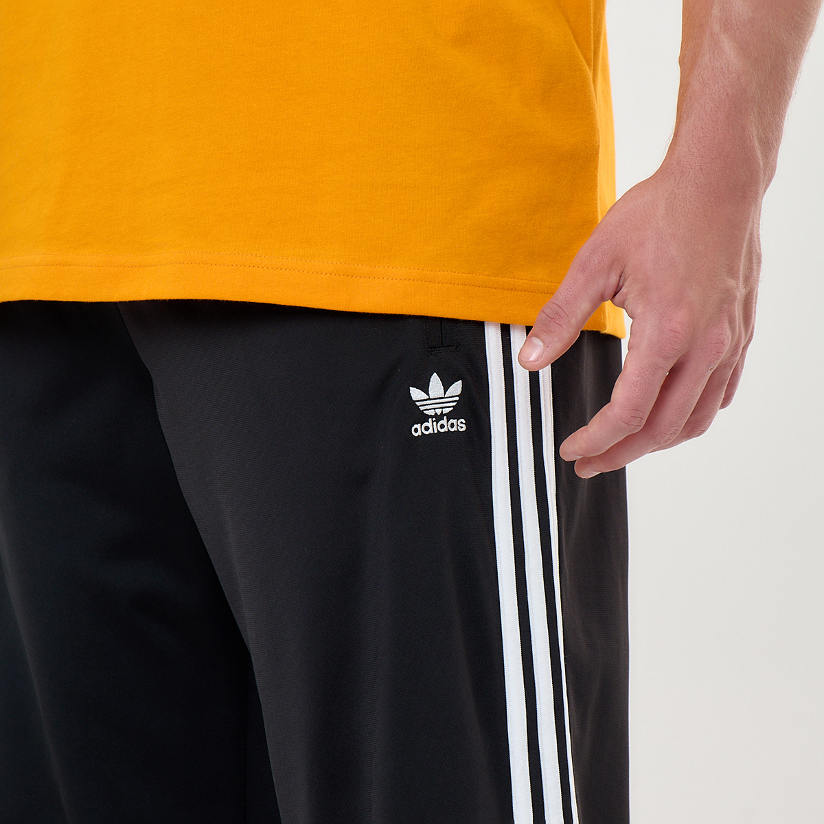 Pantalón adidas Firebird Hombre,  image number null