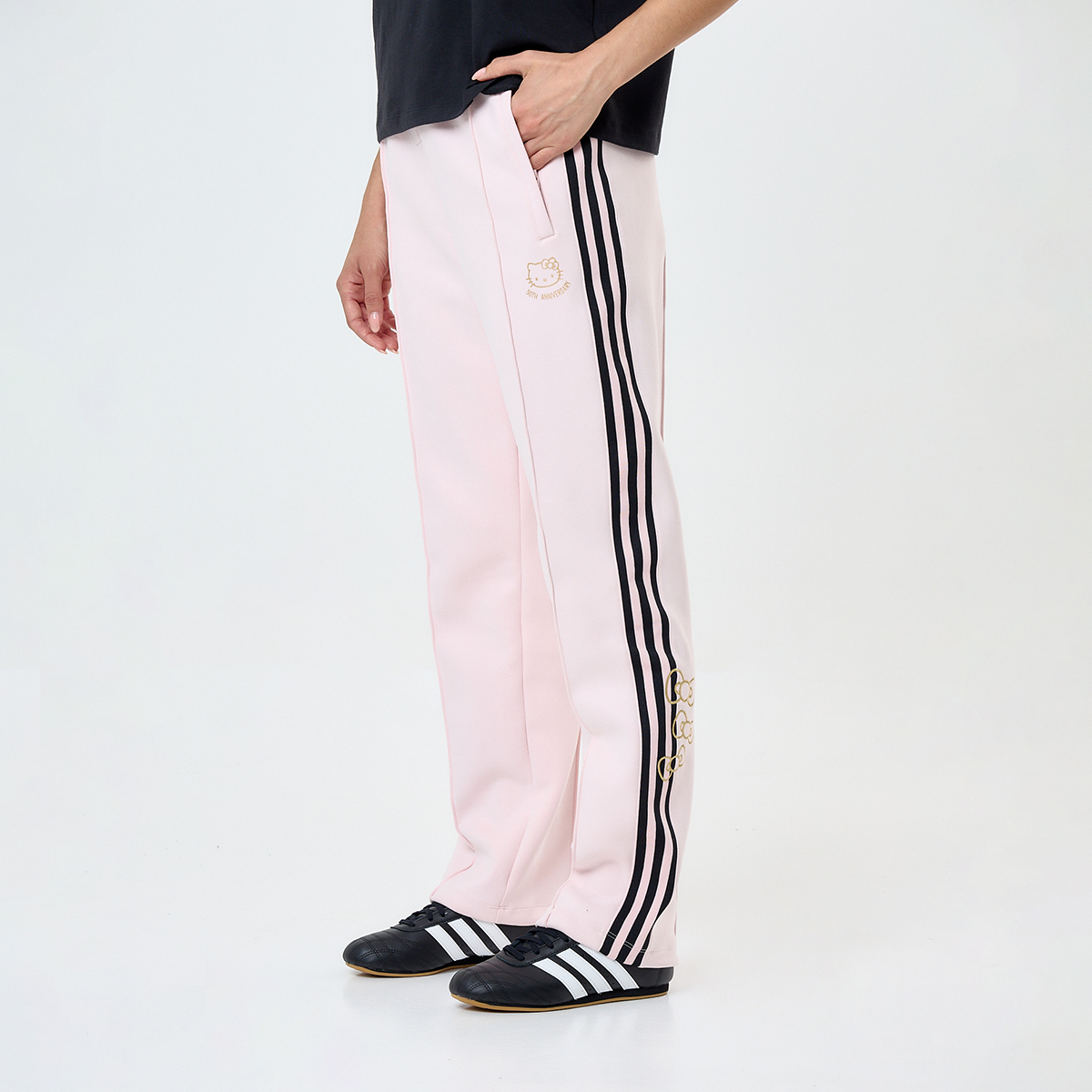 Pantalón adidas Hk Track Mujer,  image number null