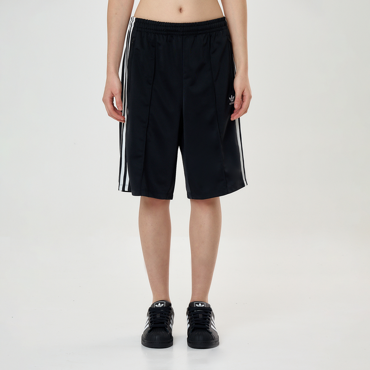 Short adidas Firebird para Mujer,  image number null