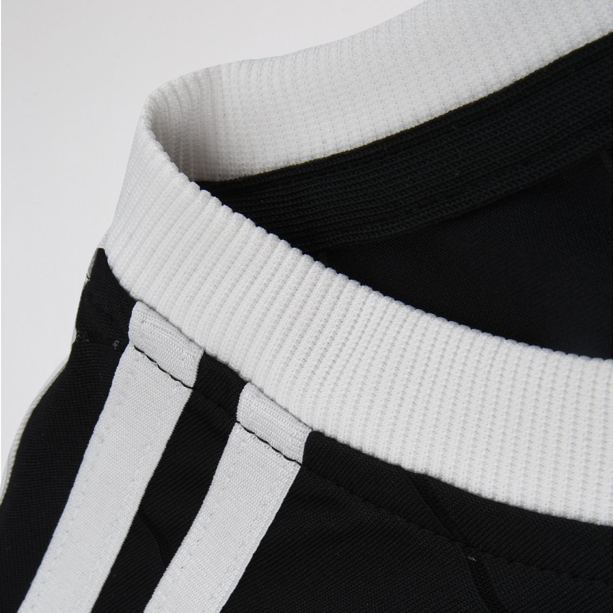 Remera adidas 3 Tiras Pinstripe Mujer,  image number null