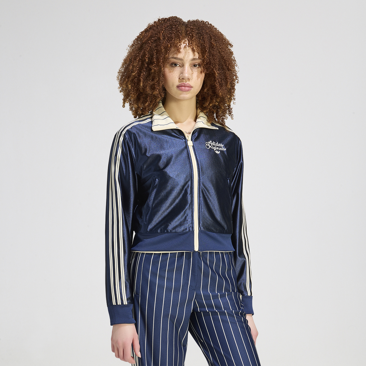 Buzo con Cierre adidas Firebird Reversible Mujer,  image number null