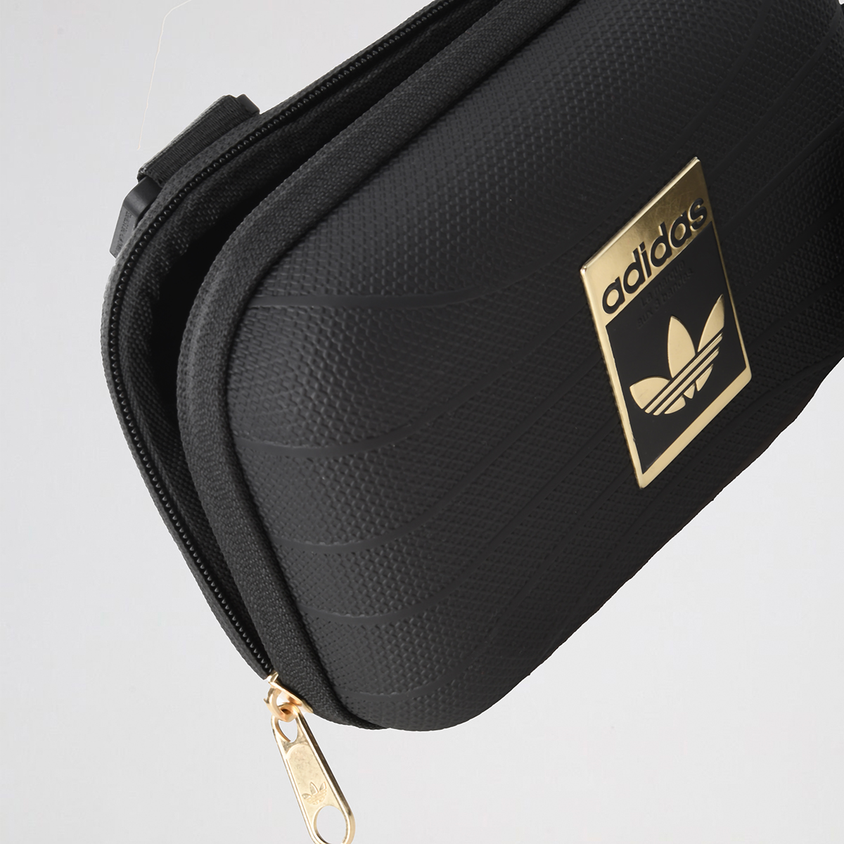 Morral adidas Airliner SST,  image number null