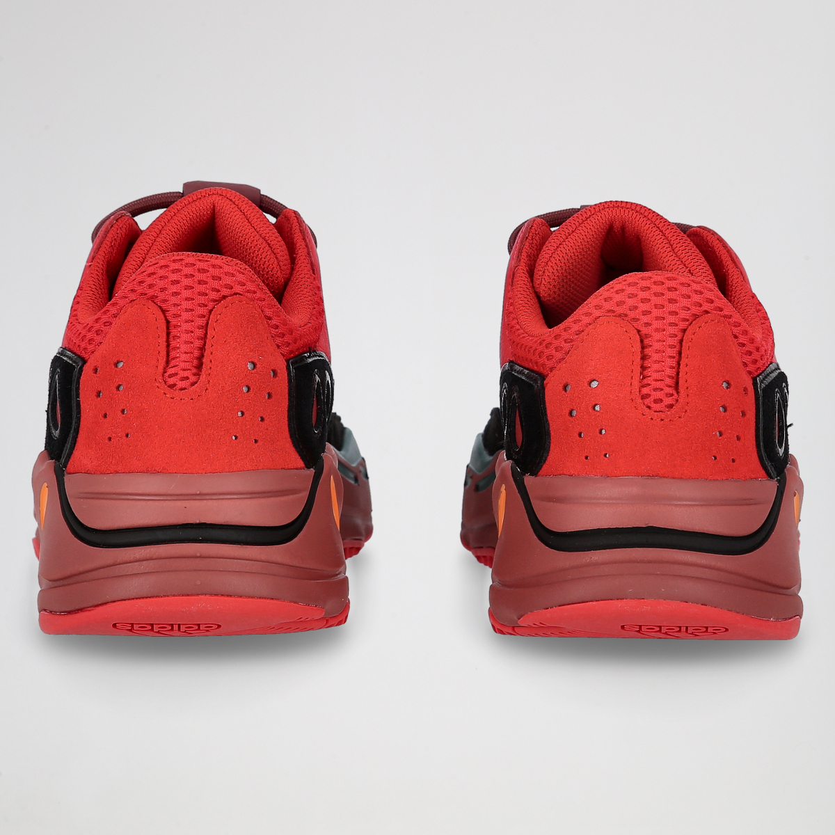 Adidas yeezy 700 hombre rojas on sale