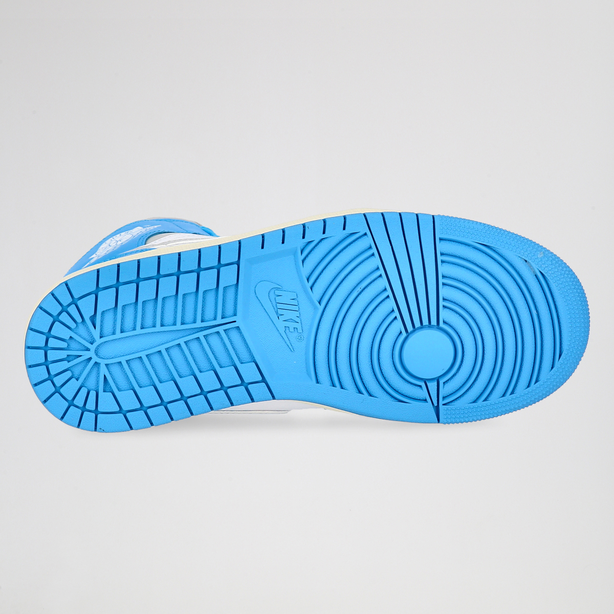 Zapatillas Jordan Air 1 Mid Mujer,  image number null
