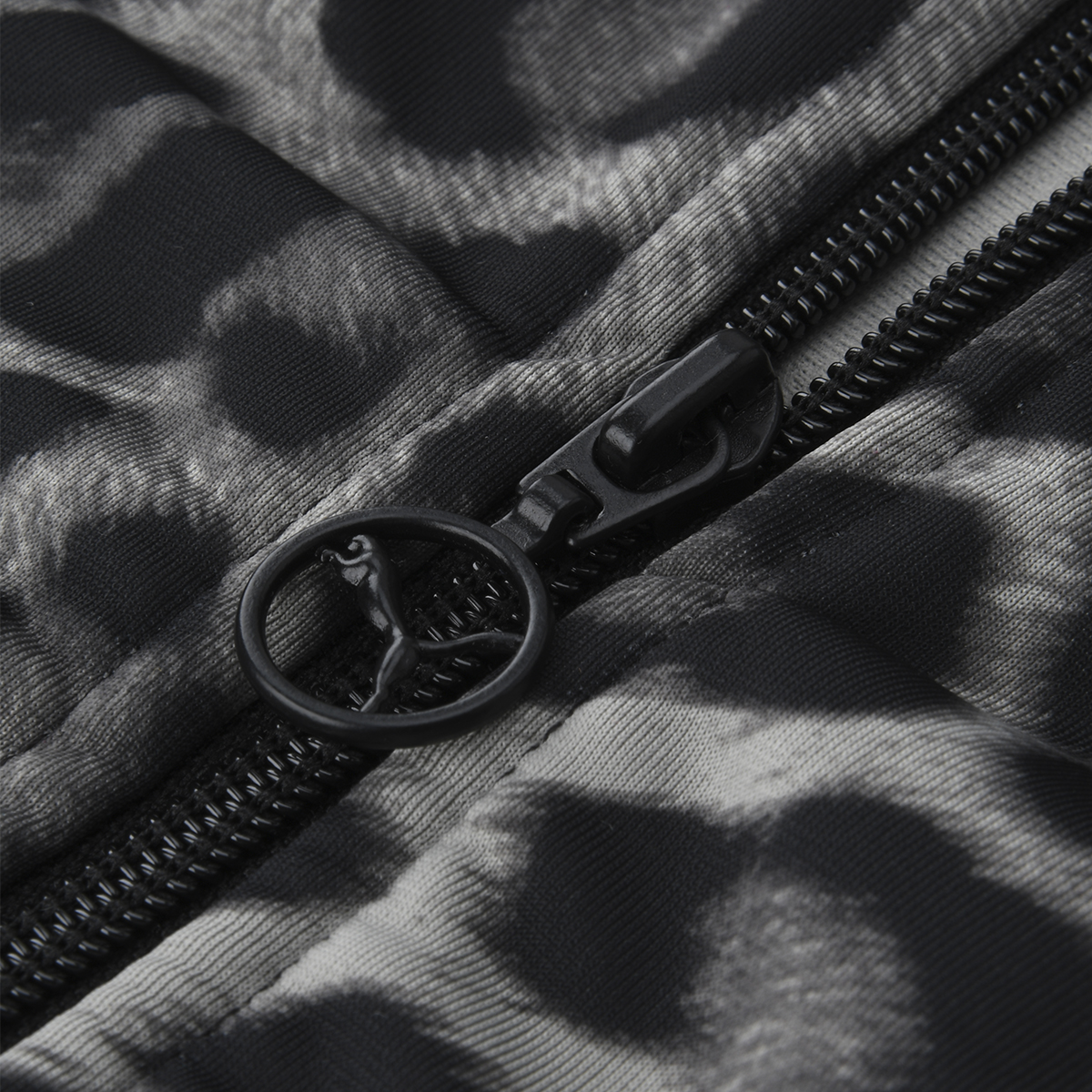 Buzo con cierre Puma T7 Leo Luxe Aop Mujer,  image number null