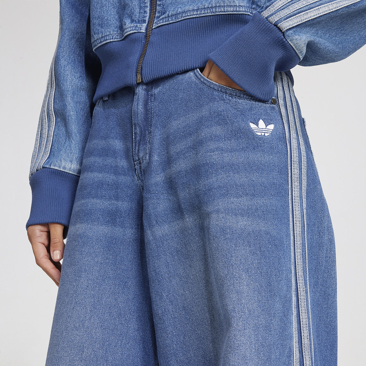 Pantal&oacute;n adidas Adicolor Denim Mujer,  image number null