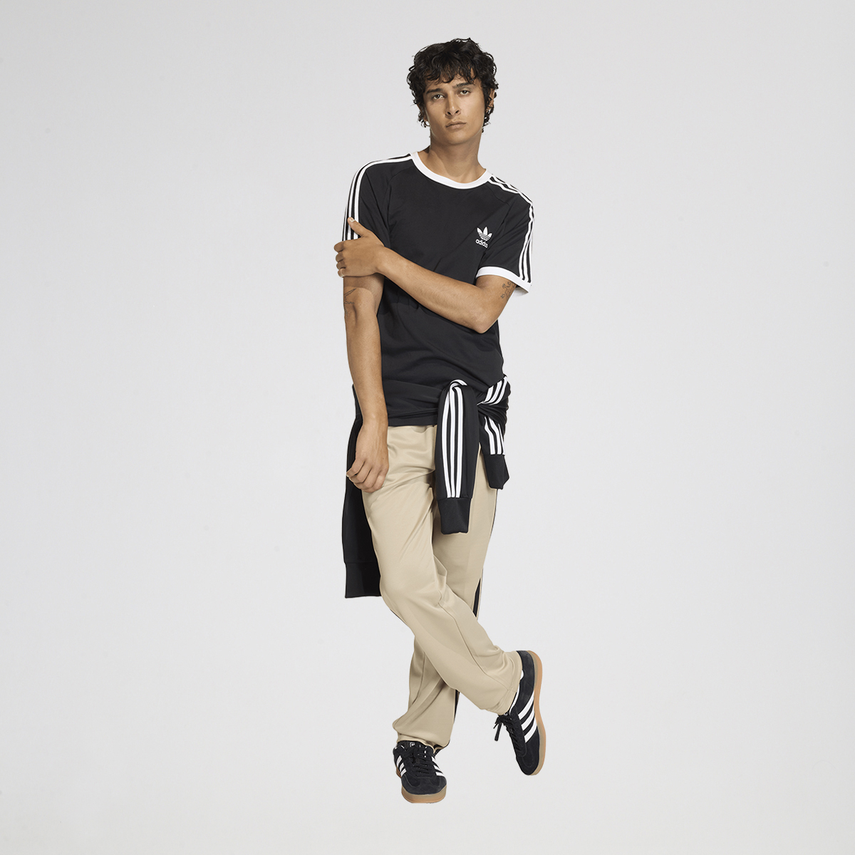 Pantal&oacute;n adidas Regular 3 Tiras Hombre,  image number null