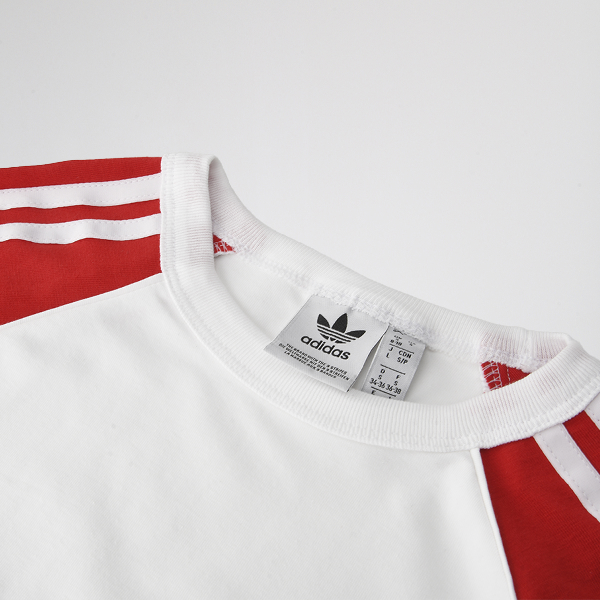 Remera adidas 3 Tiras Slim Mujer,  image number null