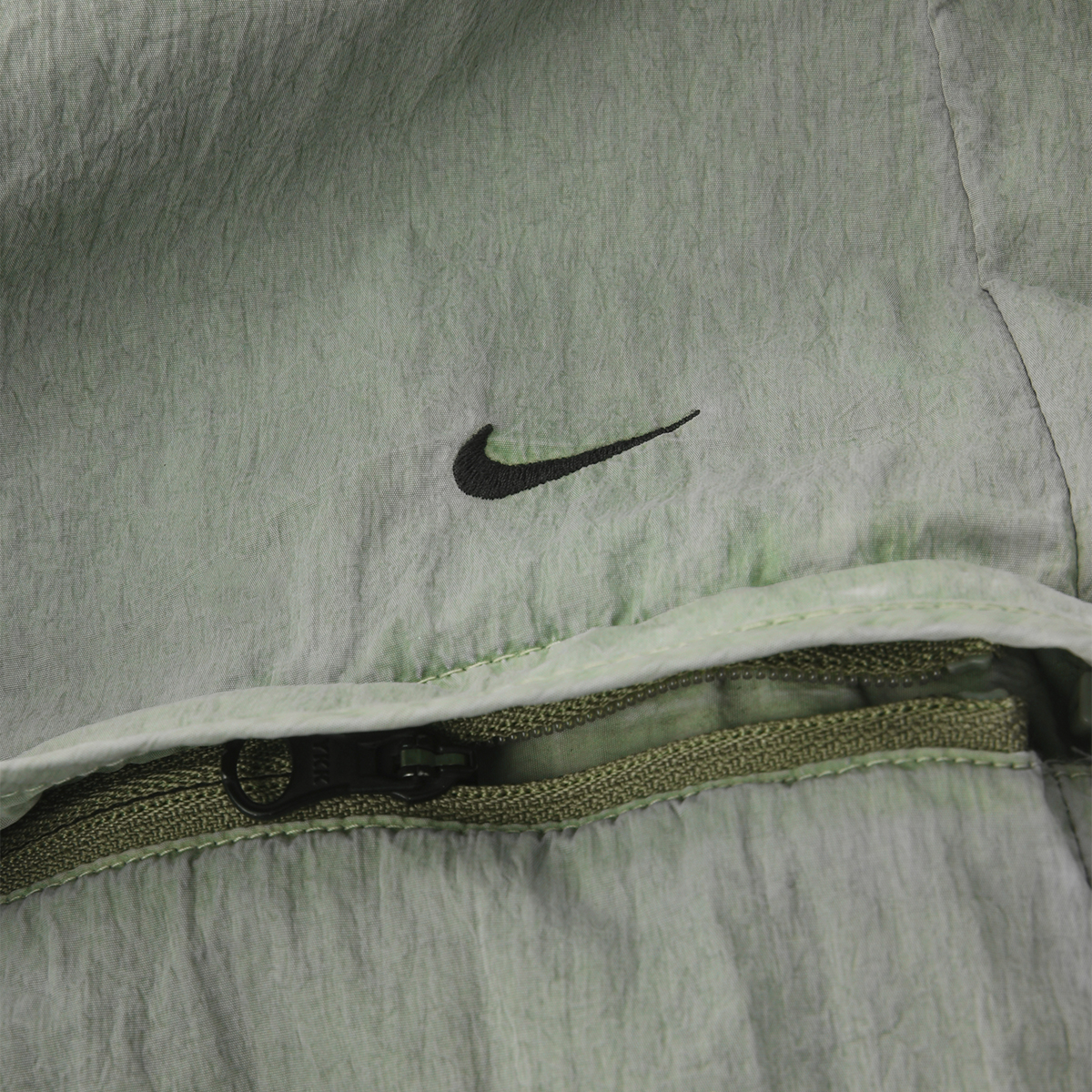 Pantal&oacute;n Nike Tech Zip Off Hombre Oversized,  image number null