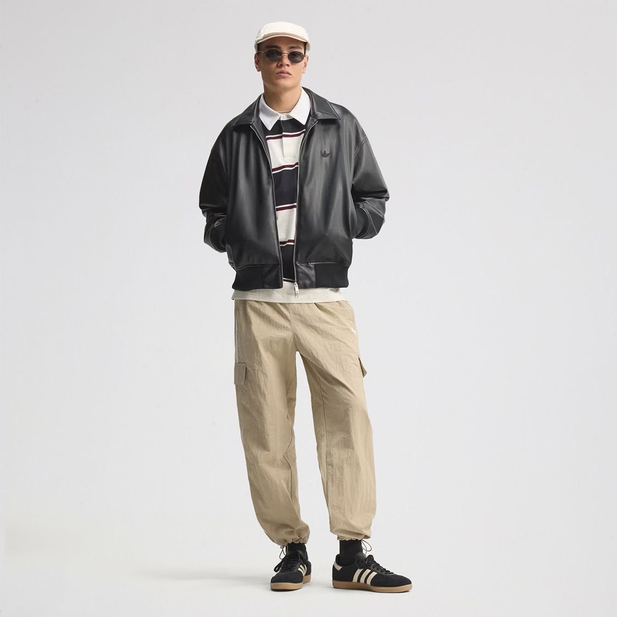 Pantal&oacute;n adidas Adicolor Classics 3 Tiras Hombre,  image number null